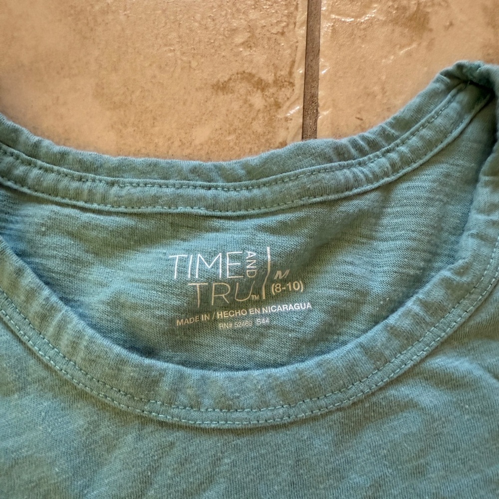 Green Top - Picture 3 of 4